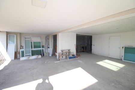 Apartamento à venda com 335m², 3 quartos e 5 vagasSala