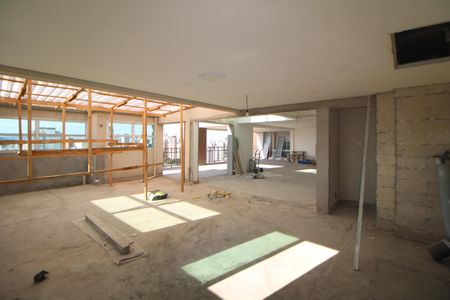 Apartamento à venda com 335m², 3 quartos e 5 vagasCozinha