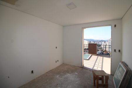 Apartamento à venda com 335m², 3 quartos e 5 vagasQuarto 2