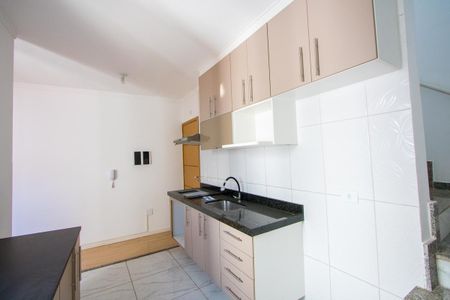 Apartamento à venda com 102m², 2 quartos e 2 vagasCozinha