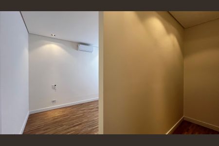 Apartamento à venda com 180m², 3 quartos e 2 vagasSuíte 2