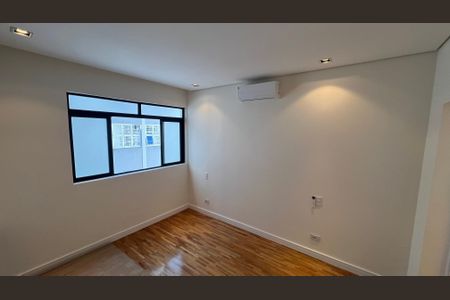 Apartamento à venda com 180m², 3 quartos e 2 vagasSuíte 3