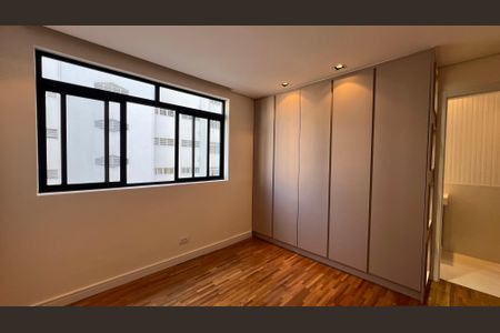 Apartamento à venda com 180m², 3 quartos e 2 vagasSuite 1