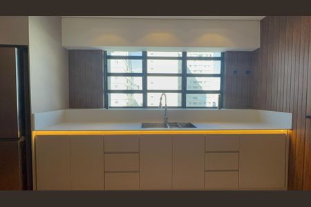 Apartamento à venda com 180m², 3 quartos e 2 vagasCozinha