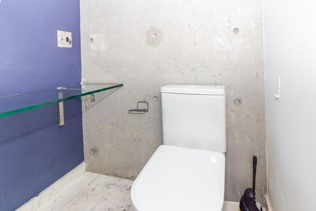 Apartamento para alugar com 70m², 2 quartos e 1 vaga Apartamento para alugar com 70m², 2 quartos e 1 vagaBanheiro
