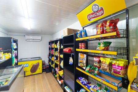 Apartamento para alugar com 58m², 3 quartos e 1 vagaÁrea comum - Mini Mercado