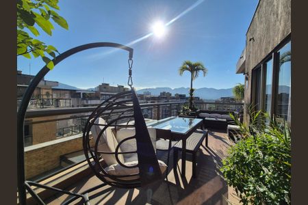 Apartamento à venda com 235m², 2 quartos e 2 vagasVaranda Sala