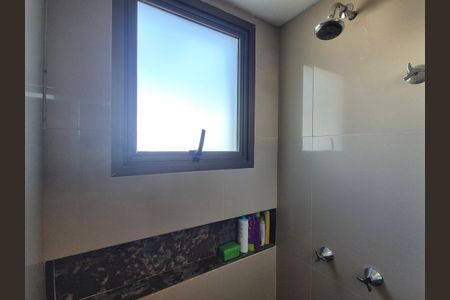 Apartamento à venda com 235m², 2 quartos e 2 vagasBanheiro da Suíte 1