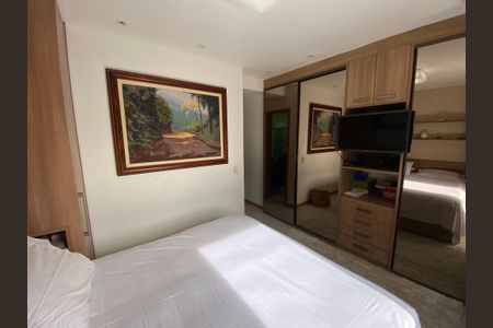 Casa à venda com 170m², 3 quartos e 3 vagasSuíte