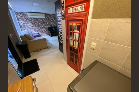 Casa à venda com 170m², 3 quartos e 3 vagasÁrea de Serviço