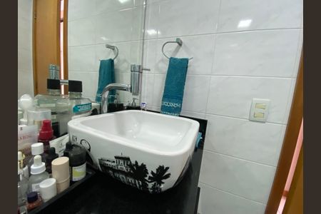 Casa à venda com 170m², 3 quartos e 3 vagasBanheiro Social