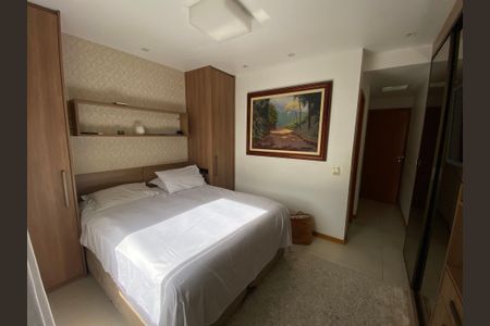 Casa à venda com 170m², 3 quartos e 3 vagasSuíte