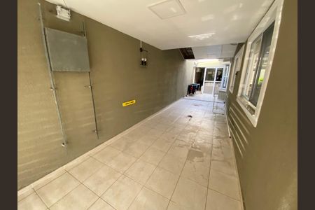 Casa à venda com 170m², 3 quartos e 3 vagasGaragem