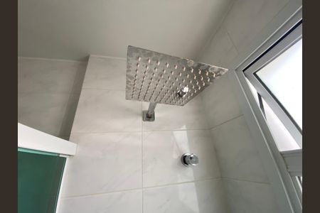 Casa à venda com 170m², 3 quartos e 3 vagasBanheiro Suíte