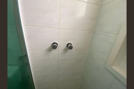 Casa à venda com 170m², 3 quartos e 3 vagasBanheiro Suíte