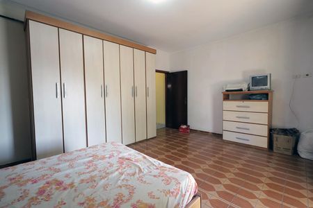 Casa para alugar com 320m², 4 quartos e 2 vagas Casa para alugar com 320m², 4 quartos e 2 vagasSuite 1