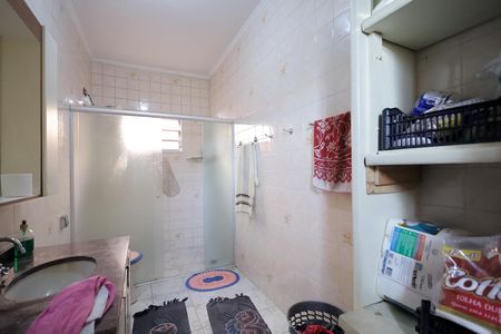 Casa para alugar com 320m², 4 quartos e 2 vagas Casa para alugar com 320m², 4 quartos e 2 vagasBanheiro 2
