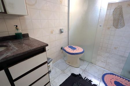 Casa para alugar com 320m², 4 quartos e 2 vagas Casa para alugar com 320m², 4 quartos e 2 vagasBanheiro 2