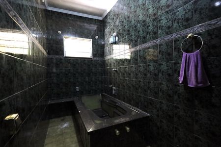 Casa para alugar com 320m², 4 quartos e 2 vagas Casa para alugar com 320m², 4 quartos e 2 vagasBanheiro suíte 1