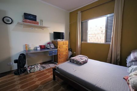 Casa para alugar com 320m², 4 quartos e 2 vagas Casa para alugar com 320m², 4 quartos e 2 vagasQuarto