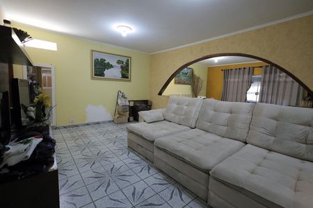 Casa para alugar com 320m², 4 quartos e 2 vagas Casa para alugar com 320m², 4 quartos e 2 vagasSala