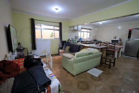 Casa para alugar com 320m², 4 quartos e 2 vagas Casa para alugar com 320m², 4 quartos e 2 vagasSala 2