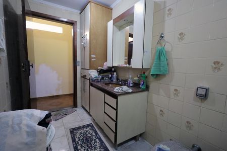 Casa para alugar com 320m², 4 quartos e 2 vagas Casa para alugar com 320m², 4 quartos e 2 vagasBanheiro 1