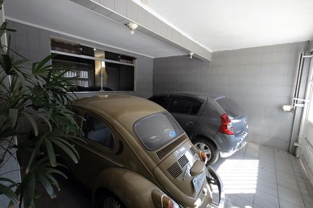 Casa para alugar com 320m², 4 quartos e 2 vagas Casa para alugar com 320m², 4 quartos e 2 vagasGaragem