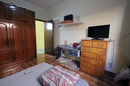 Casa para alugar com 320m², 4 quartos e 2 vagas Casa para alugar com 320m², 4 quartos e 2 vagasQuarto