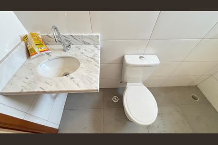 Apartamento à venda com 69m², 2 quartos e 1 vaga Apartamento à venda com 69m², 2 quartos e 1 vagaBanheiro da Suíte