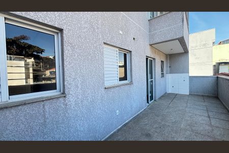 Apartamento à venda com 69m², 2 quartos e 1 vaga Apartamento à venda com 69m², 2 quartos e 1 vagaÁrea de Serviço - Varanda