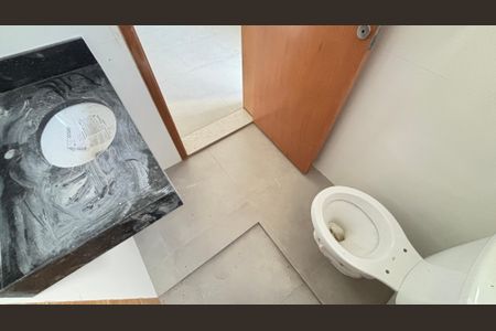 Apartamento à venda com 63m², 2 quartos e 1 vaga Apartamento à venda com 63m², 2 quartos e 1 vagaBanheiro da Suíte