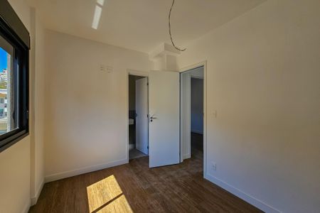 Apartamento à venda com 58m², 2 quartos e 2 vagasSuíte 1