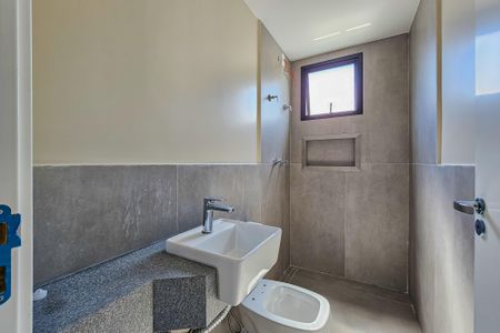 Apartamento à venda com 58m², 2 quartos e 2 vagasBanheiro da Suíte 2