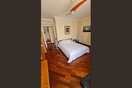 Casa de condomínio à venda com 386m², 4 quartos e 4 vagas