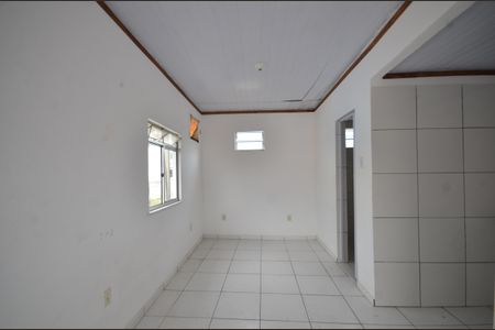 Sala de casa para alugar com 1 quarto, 80m² em Campo Grande, Rio de Janeiro