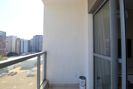 Apartamento à venda com 36m², 1 quarto e sem vagaVaranda