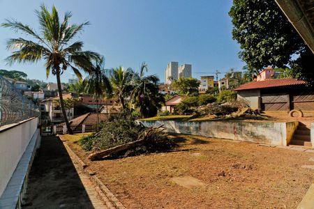 Casa à venda com 3825m², 3 quartos e 6 vagasÁrea externa