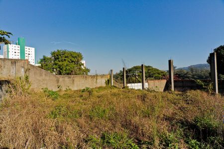 Casa à venda com 3825m², 3 quartos e 6 vagasÁrea externa