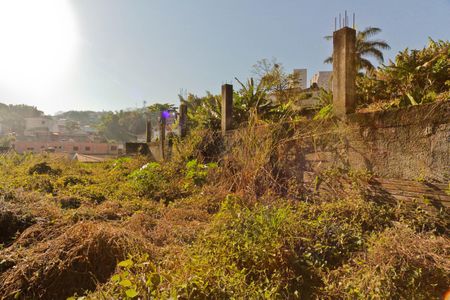 Casa à venda com 3825m², 3 quartos e 6 vagasÁrea externa