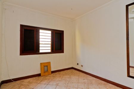 Casa à venda com 3825m², 3 quartos e 6 vagasQuarto 1