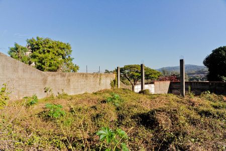 Casa à venda com 3825m², 3 quartos e 6 vagasÁrea externa