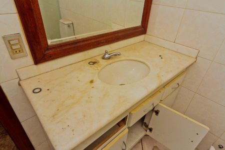 Casa à venda com 3825m², 3 quartos e 6 vagasBanheiro