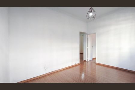 Apartamento à venda com 72m², 2 quartos e 1 vagaSala