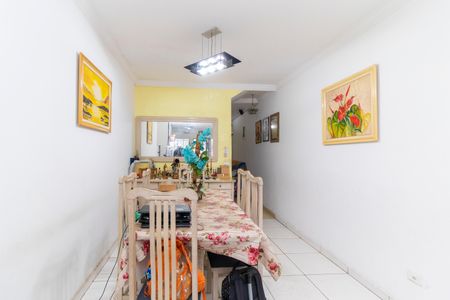 Casa à venda com 180m², 3 quartos e 3 vagasSala