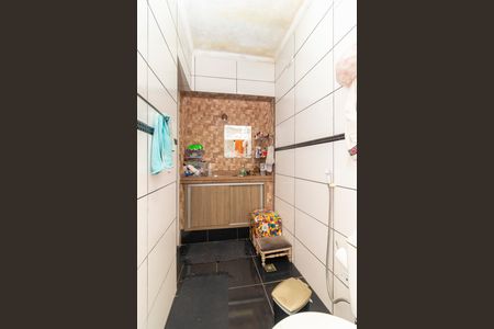 Casa à venda com 180m², 3 quartos e 3 vagasBanheiro da Suíte