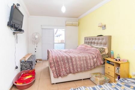 Casa à venda com 180m², 3 quartos e 3 vagasQuarto 1 - Suíte