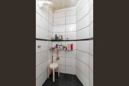 Casa à venda com 180m², 3 quartos e 3 vagasBanheiro da Suíte