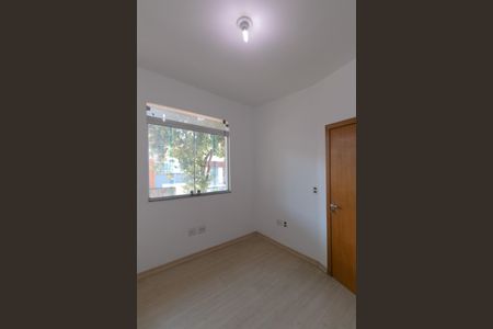 Casa à venda com 200m², 3 quartos e 3 vagasQuarto 2