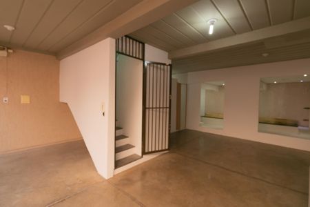 Casa à venda com 200m², 3 quartos e 3 vagasÁrea de Serviço